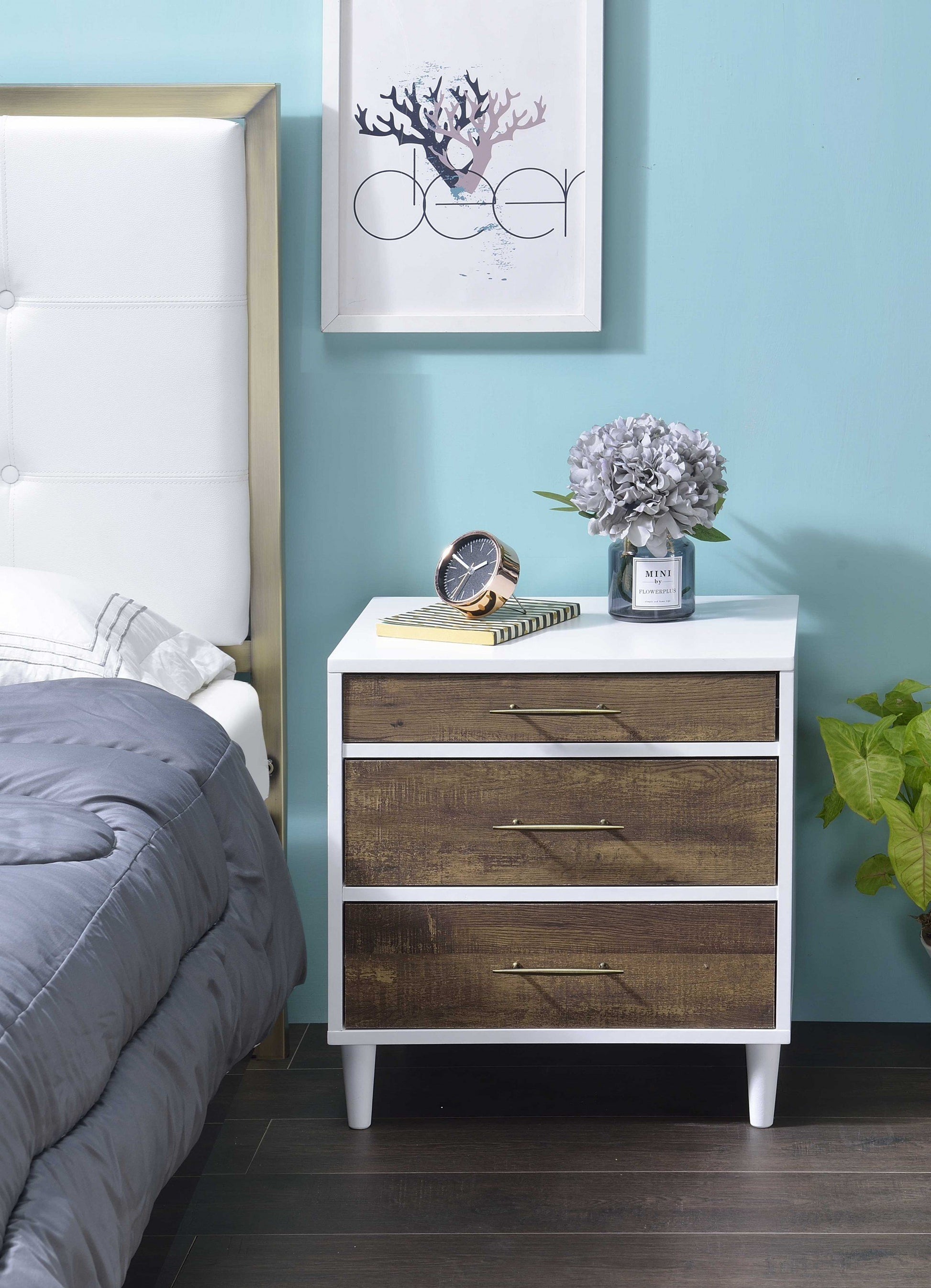 Vanouva 3-Drawer Nightstand – White Frame with Weathered Oak Drawers - Vanouva